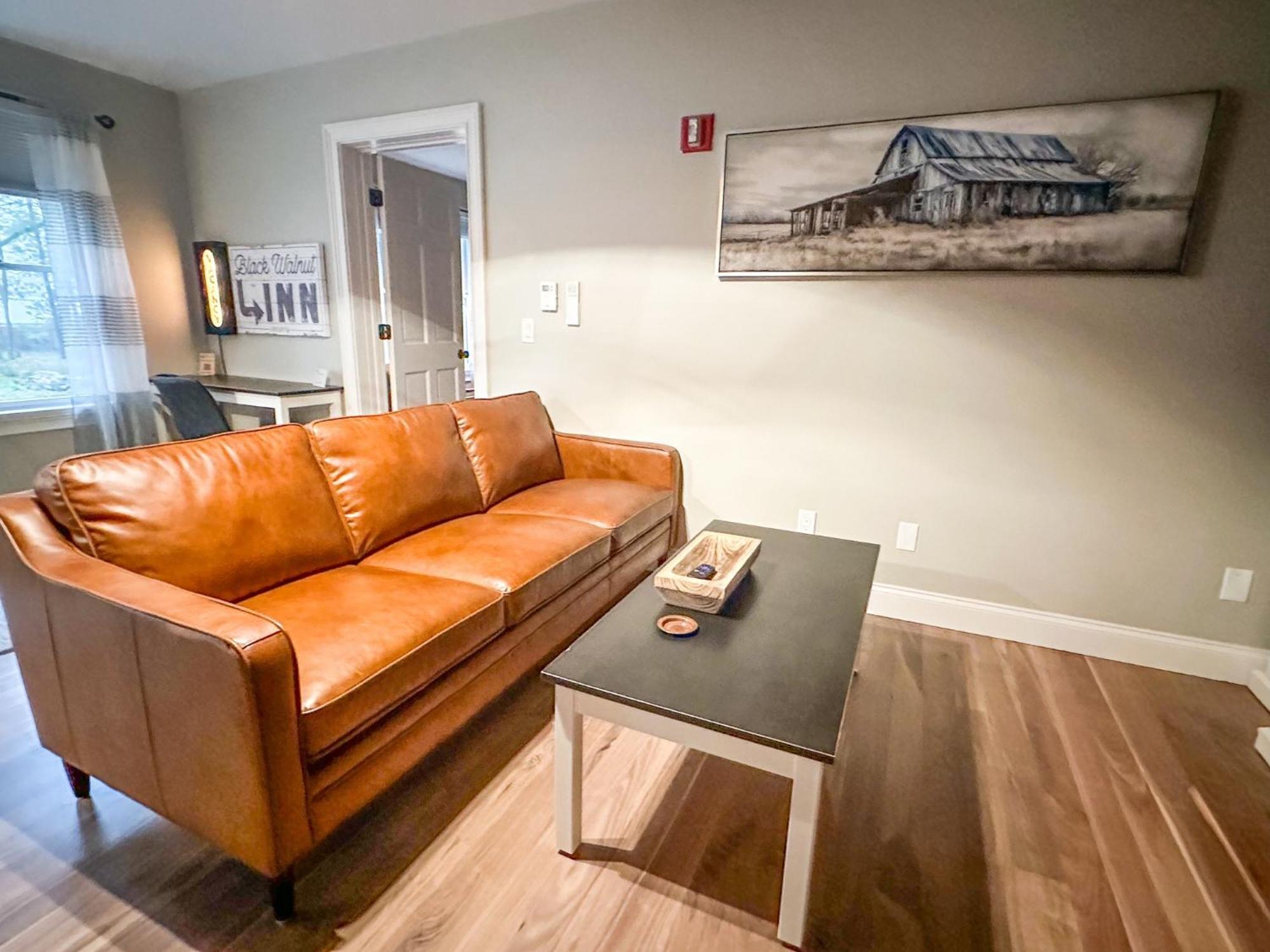 The Black Walnut Inn Amherst Extérieur photo
