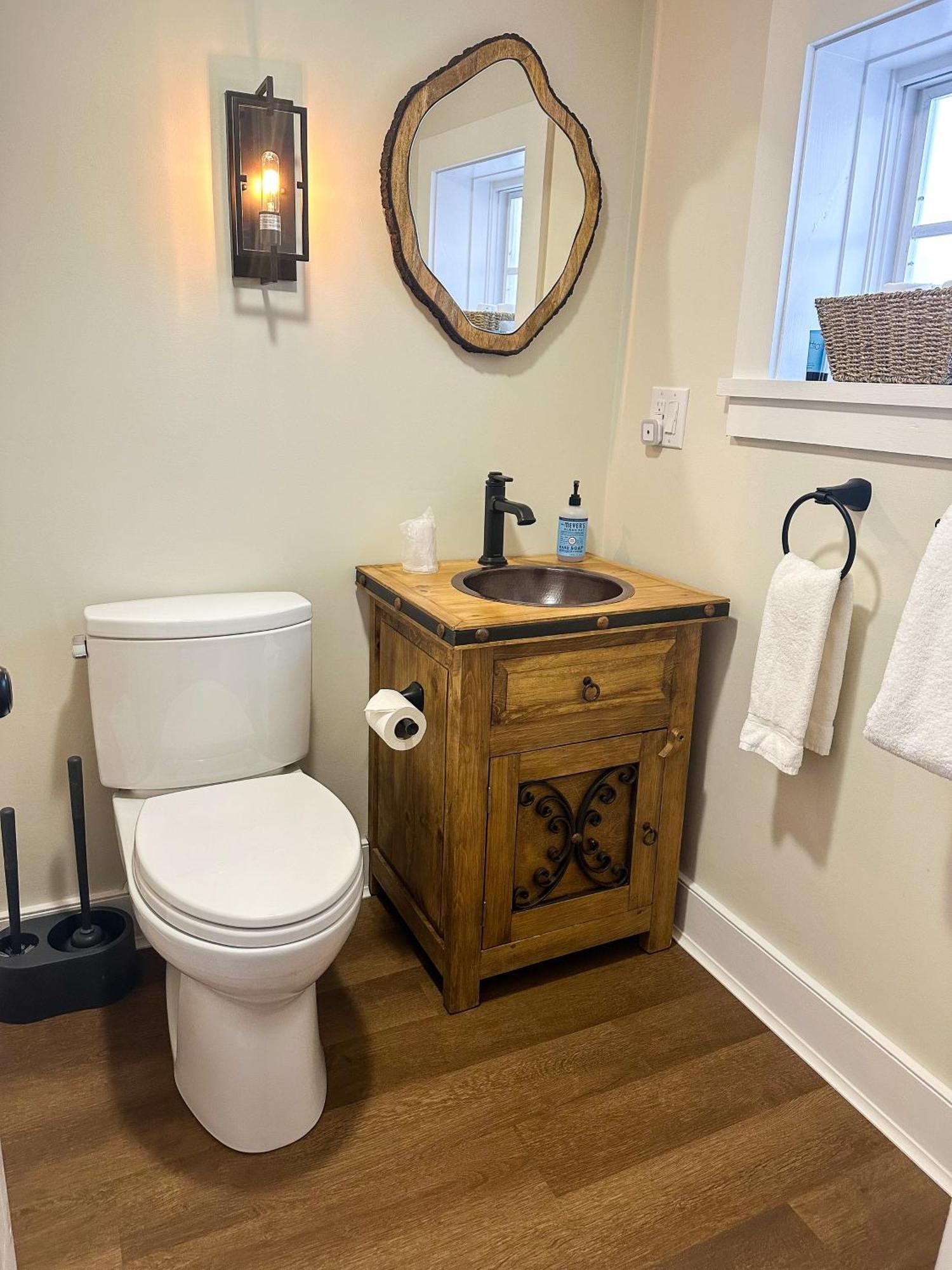 The Black Walnut Inn Amherst Extérieur photo