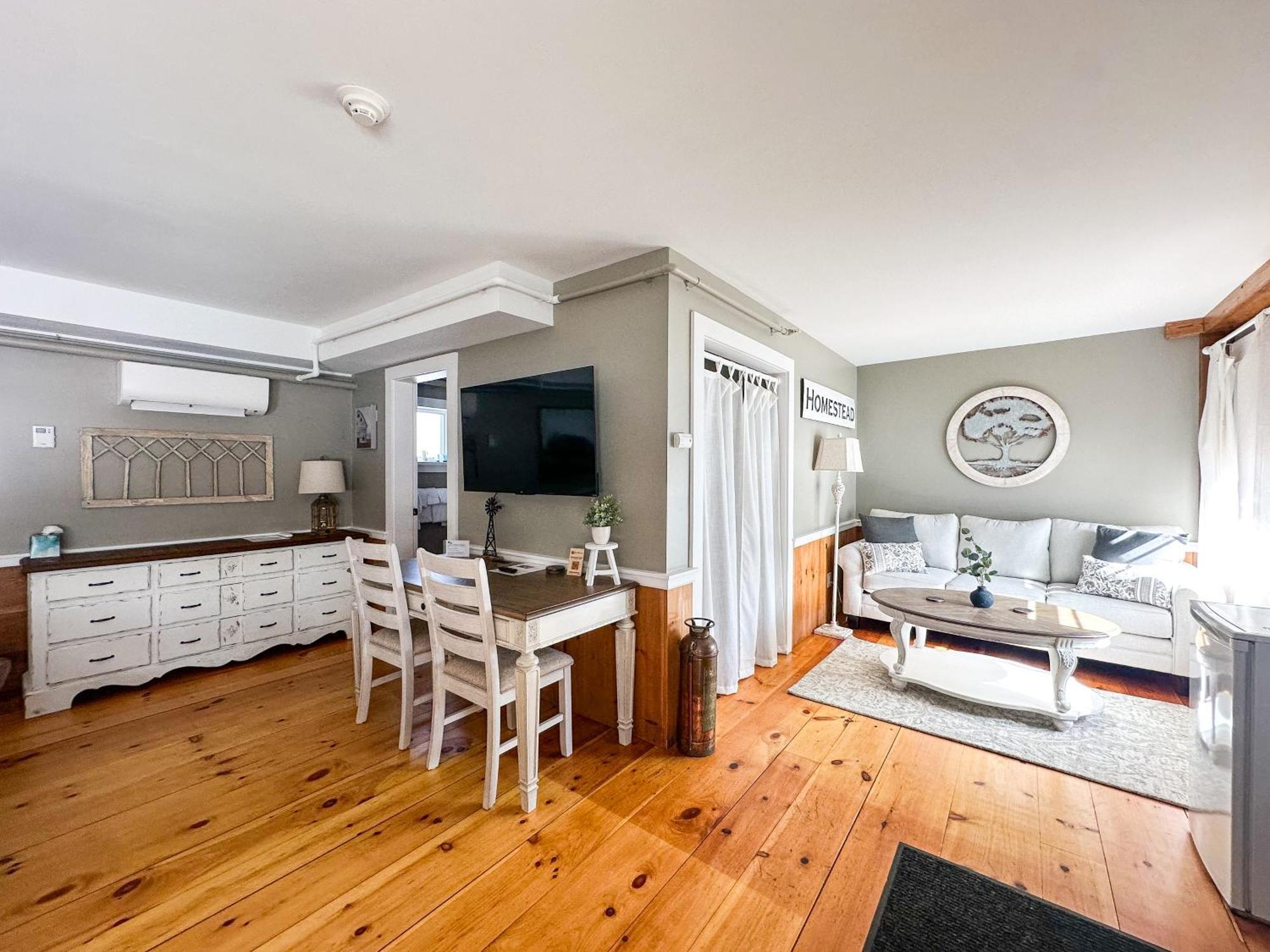 The Black Walnut Inn Amherst Extérieur photo